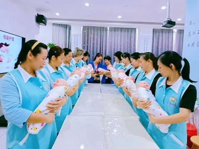 珠海正規(guī)專業(yè)的高級育嬰師培訓(xùn)班學(xué)校哪家好？